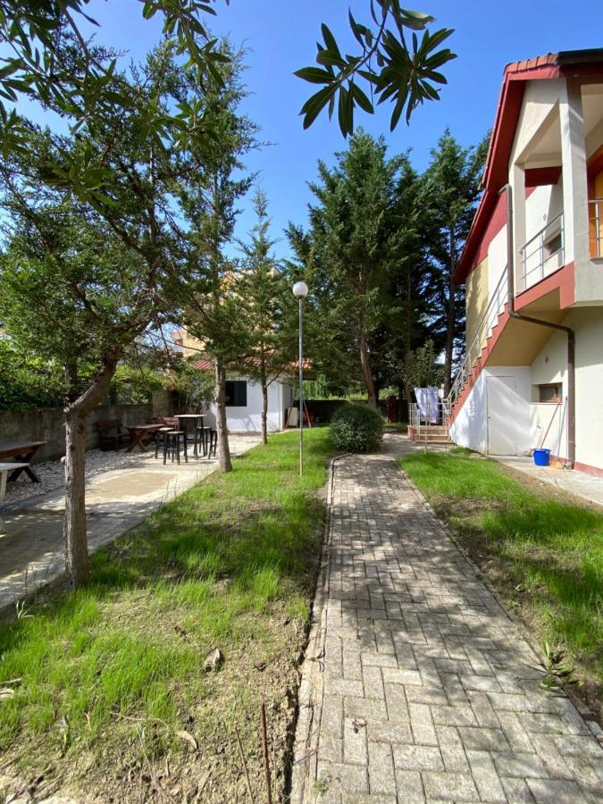 Hotel Garden Villa Ardo Golem  Exterior foto